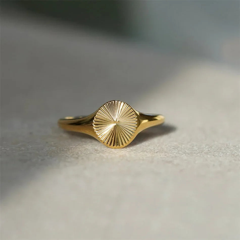 Sunlit Ring