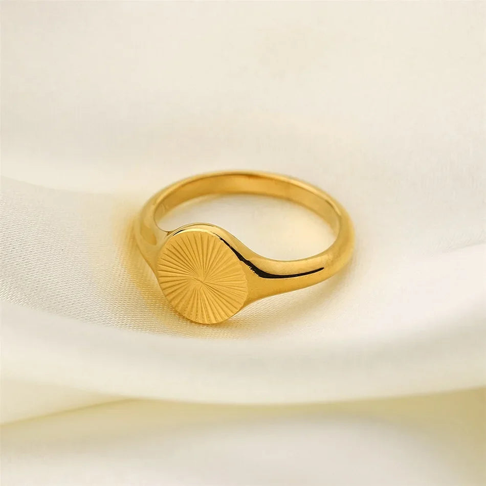 Sunlit Ring