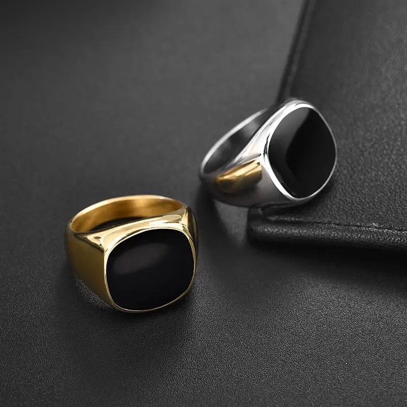 Classic Onyx Men's Ring