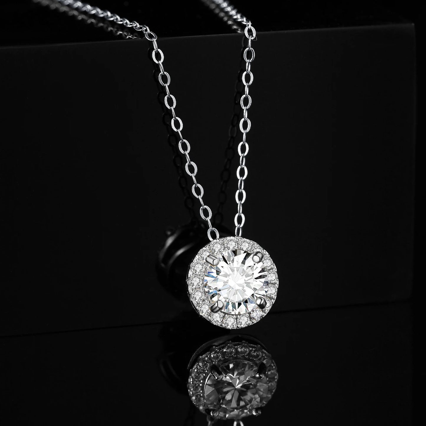 1ct Round Halo Pendant